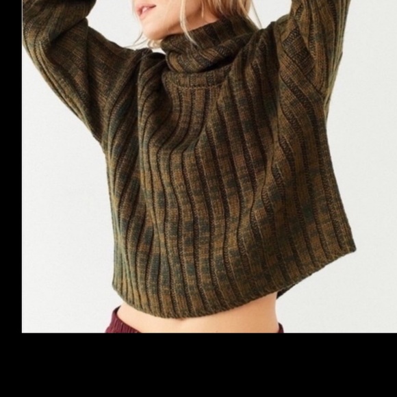 🍂UO Sweater size M - Picture 7 of 7